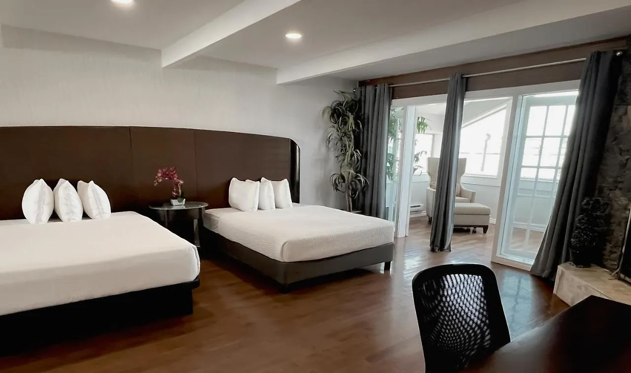 The Oceanside, A Coast Hotel Sechelt
