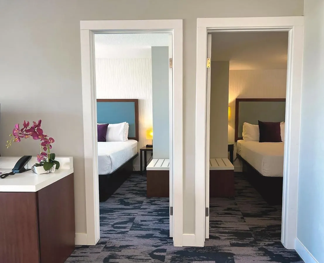 The Oceanside, A Coast Hotel Sechelt