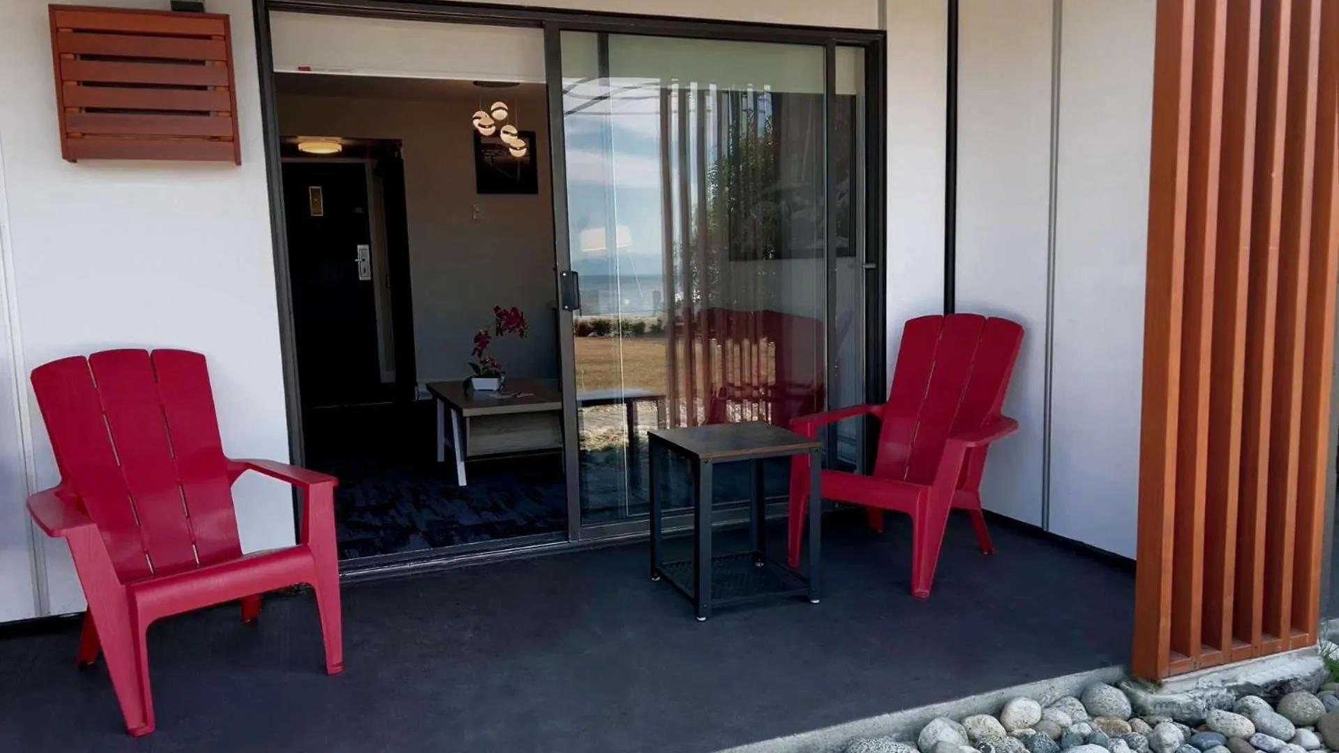 The Oceanside, A Coast Hotel Sechelt