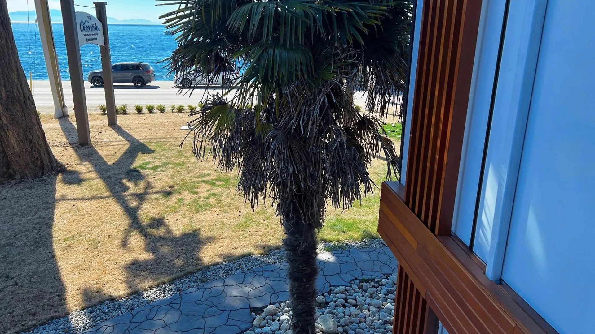 The Oceanside, A Coast Hotel Sechelt